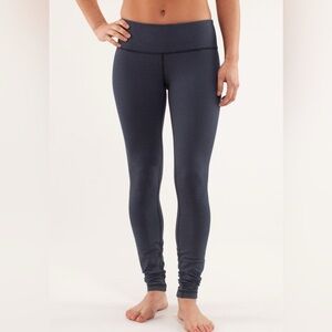 Lululemon Wunder Under Pant *Diamond Dot Luon
Inkwell Size 8